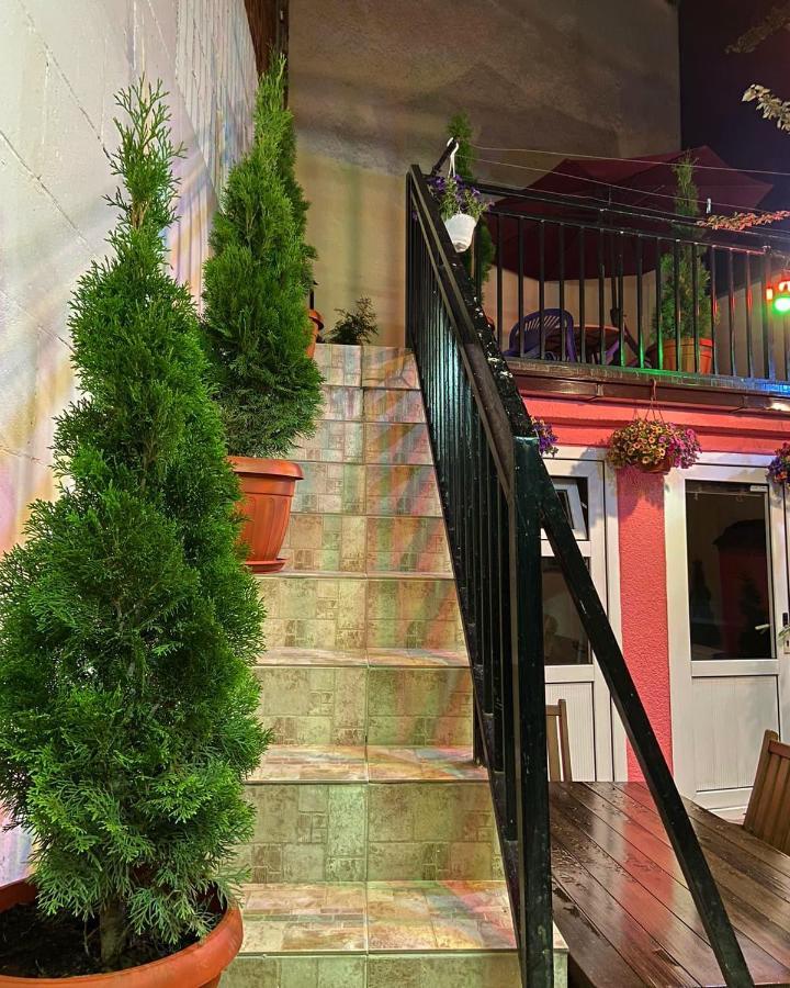 Zani Hostel Призрен Екстериор снимка