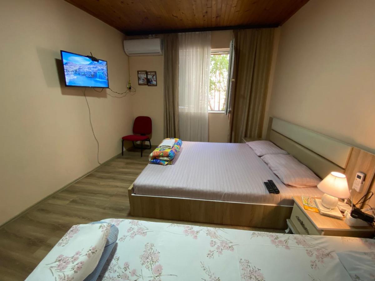Zani Hostel Призрен Екстериор снимка