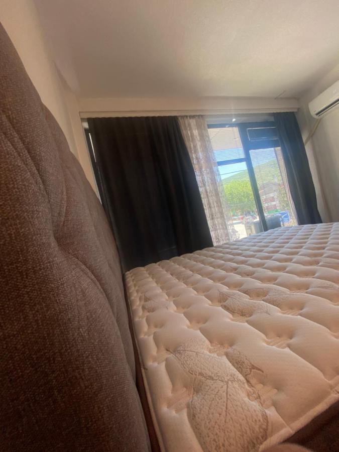Zani Hostel Призрен Екстериор снимка
